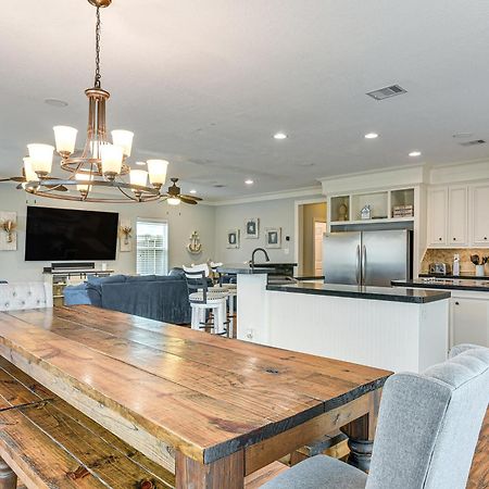 Large Group Gulf Retreat, Steps To Surfside Beach! Exteriér fotografie