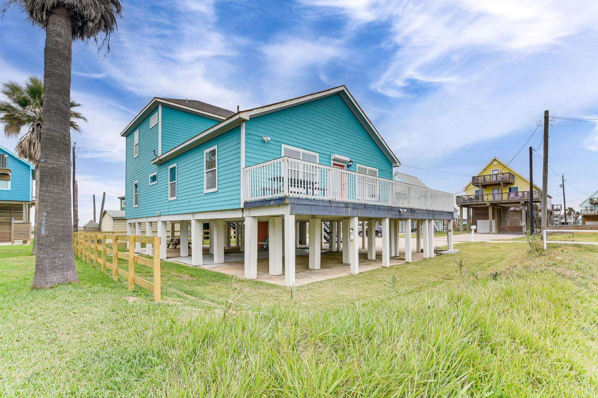 Large Group Gulf Retreat, Steps To Surfside Beach! Exteriér fotografie